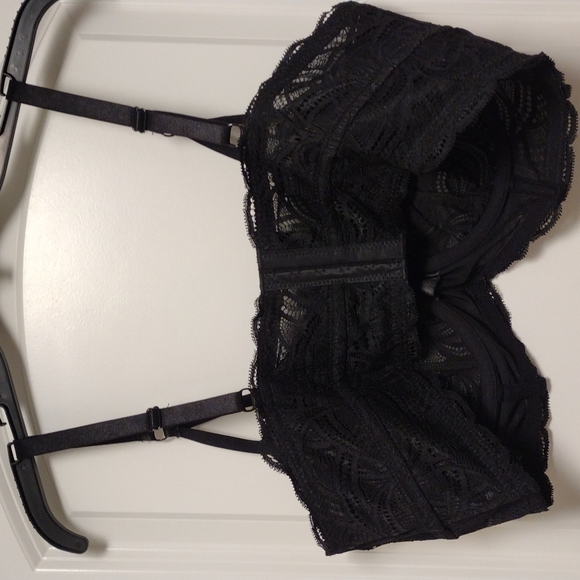 Torrid Black Lace Underwire Bralette Sz 4X - Picture 7 of 7